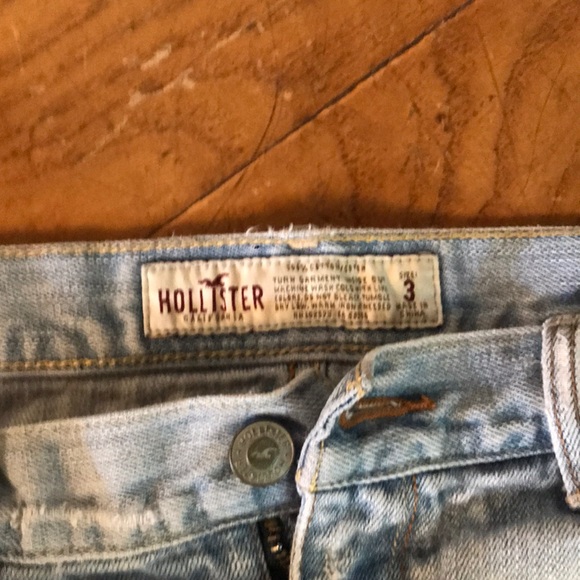 Women’s shorts - Picture 3 of 3